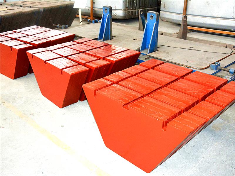 小卡尔玛成品摆放区